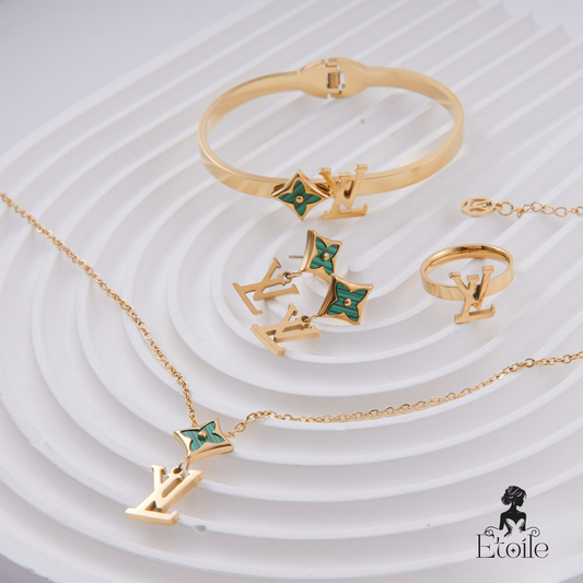 ✨ طقم لويس فيتون Louis Vuitton – 4 قطع أخضر فاخر ✨