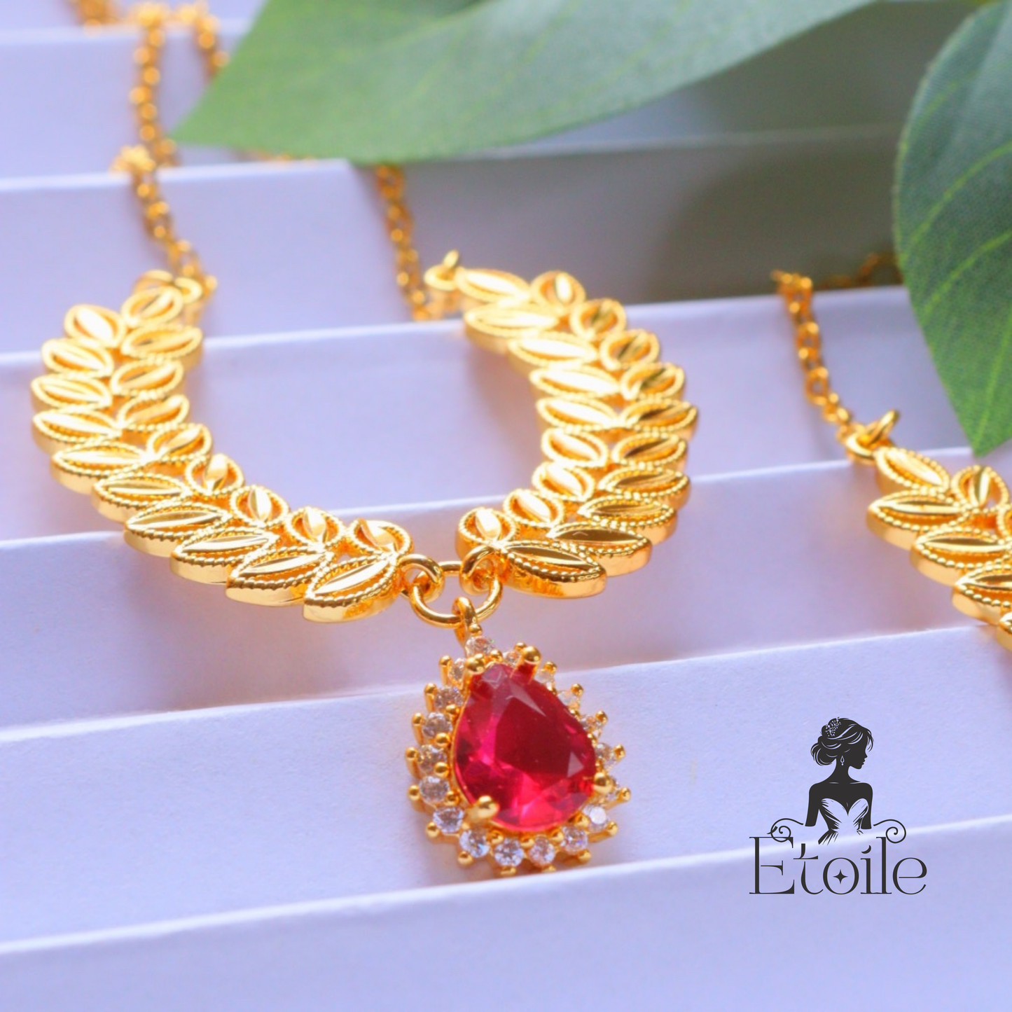 طقم سنبلة زيركون ملون