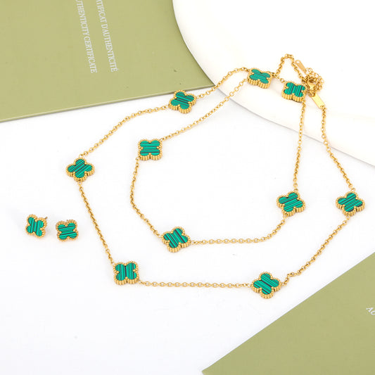 ✨ طقم فان كليف ذهبي وأخضر - سنسال وحلق ✨