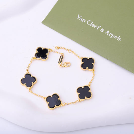 ✨ أسوارة فان كليف أسود وذهبي - (مُختم) ✨