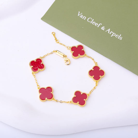 ✨ أسوارة فان كليف أحمر وذهبي - (مُختم) ✨