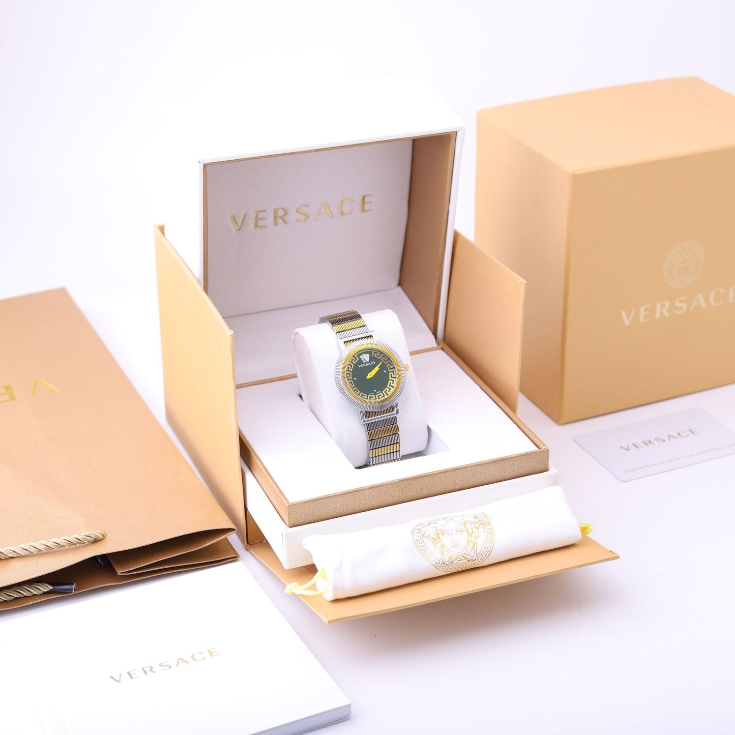 ⌚ ساعة فرزاتشي (المزيج الأخضر) - روعة التباين الإيطالي ✨