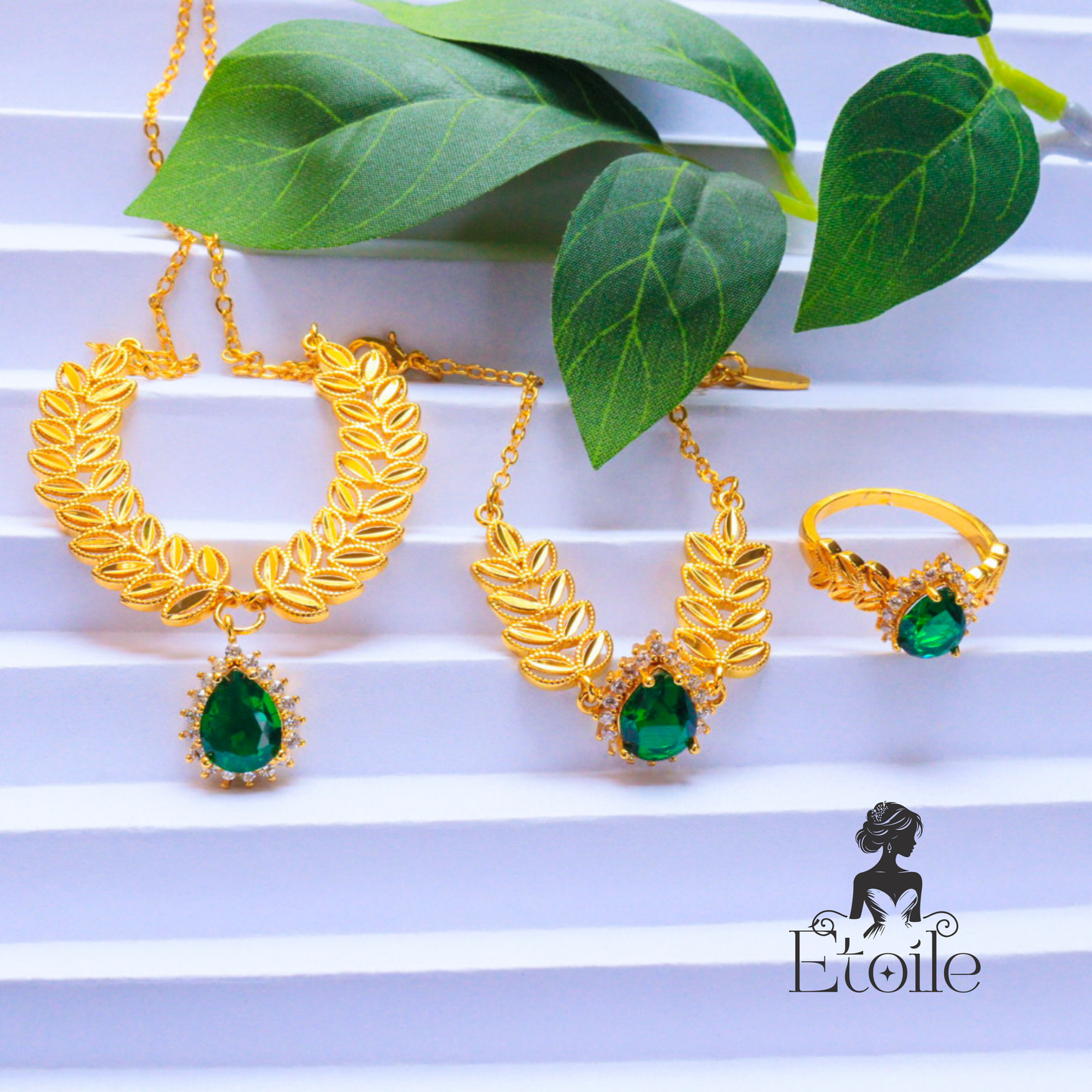 طقم سنبلة زيركون ملون