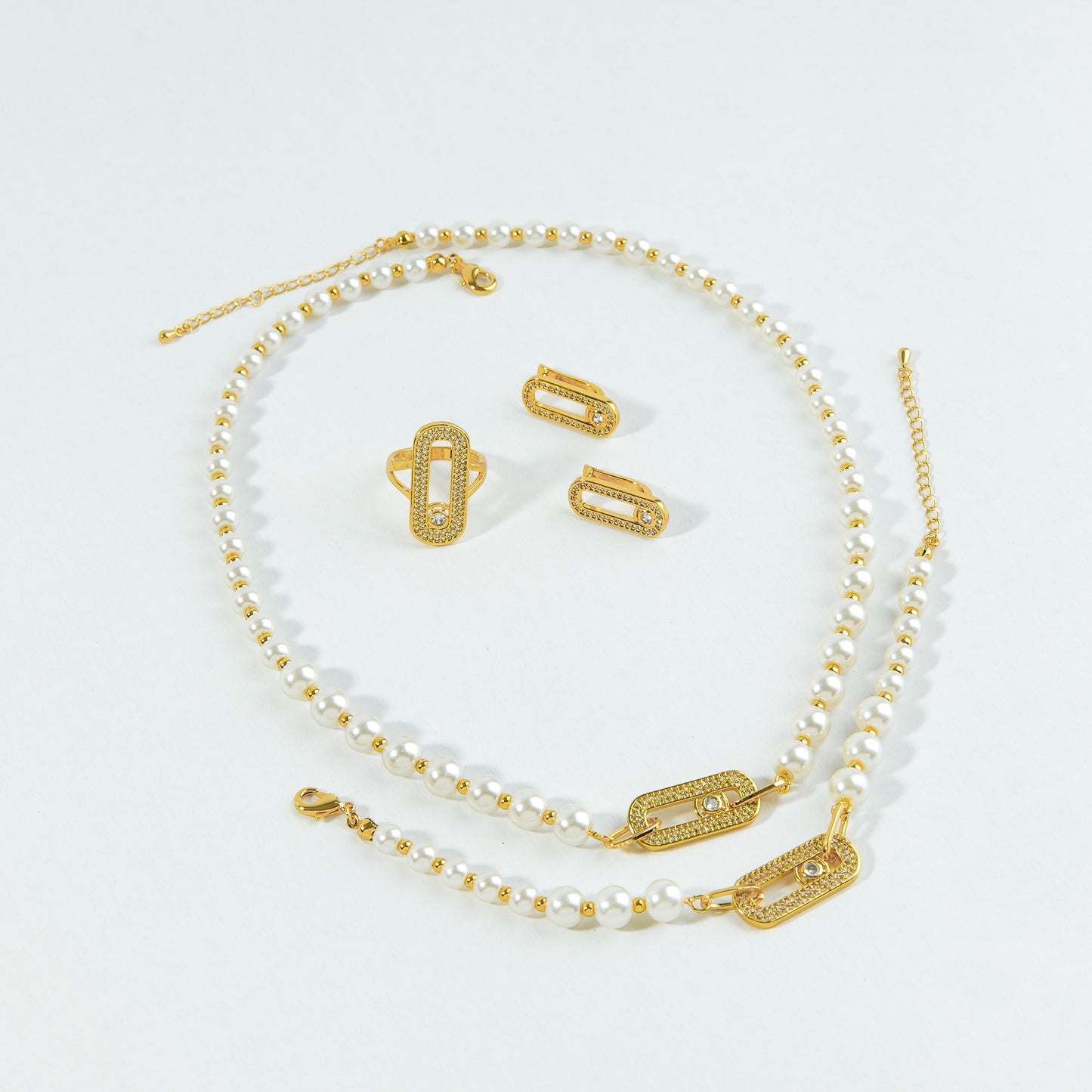 ✨ طقم ميسيكا Messika – 4 قطع لؤلؤ فاخر ✨