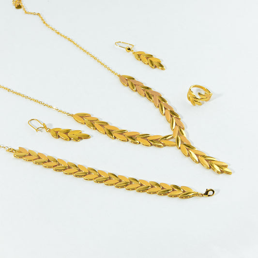 🌾 وصف طقم "السنبلة" 4 قطع: الرقة والخصوبة الذهبية