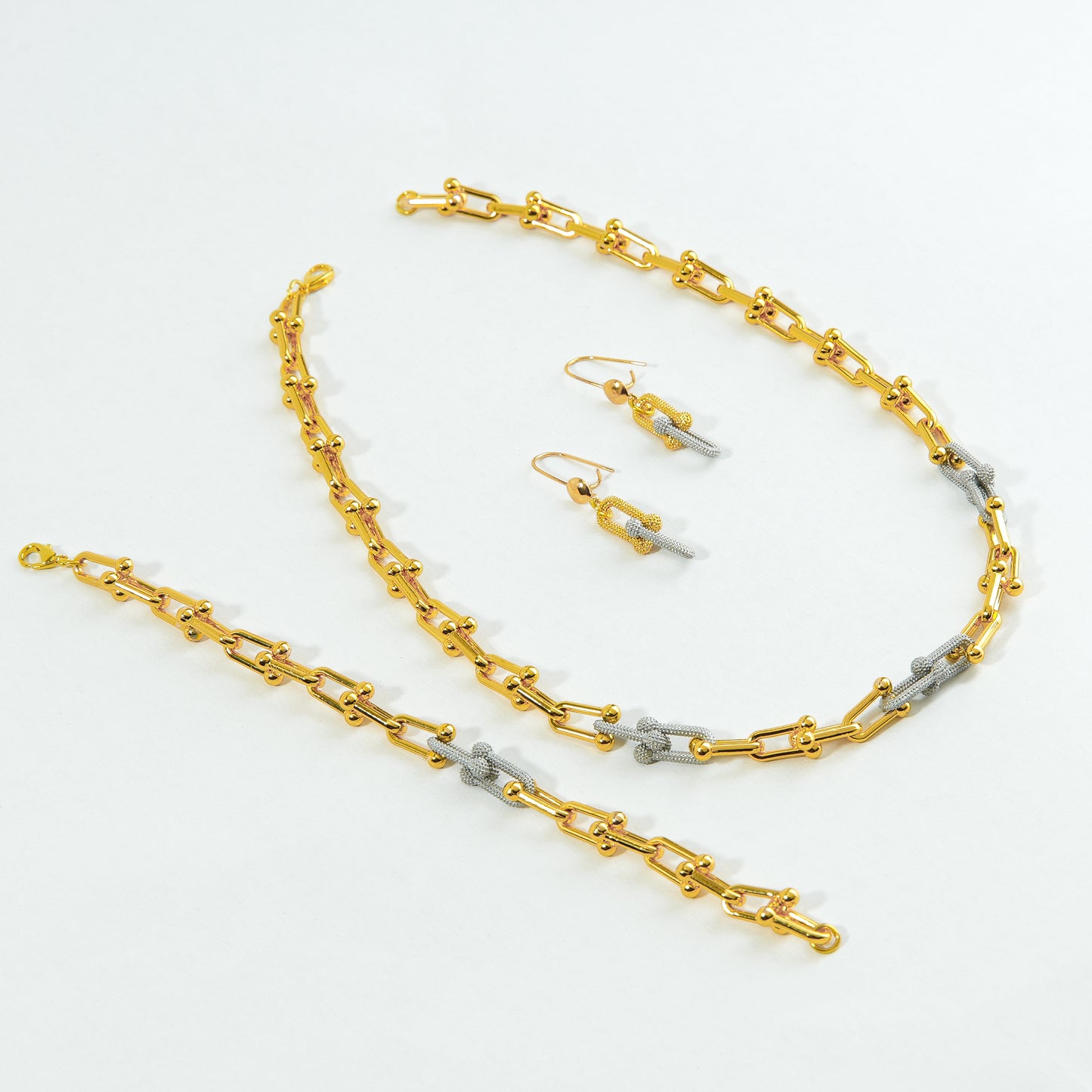 ✨ طقم تفاني Tiffany – 6 حلقات فضي سادة ✨