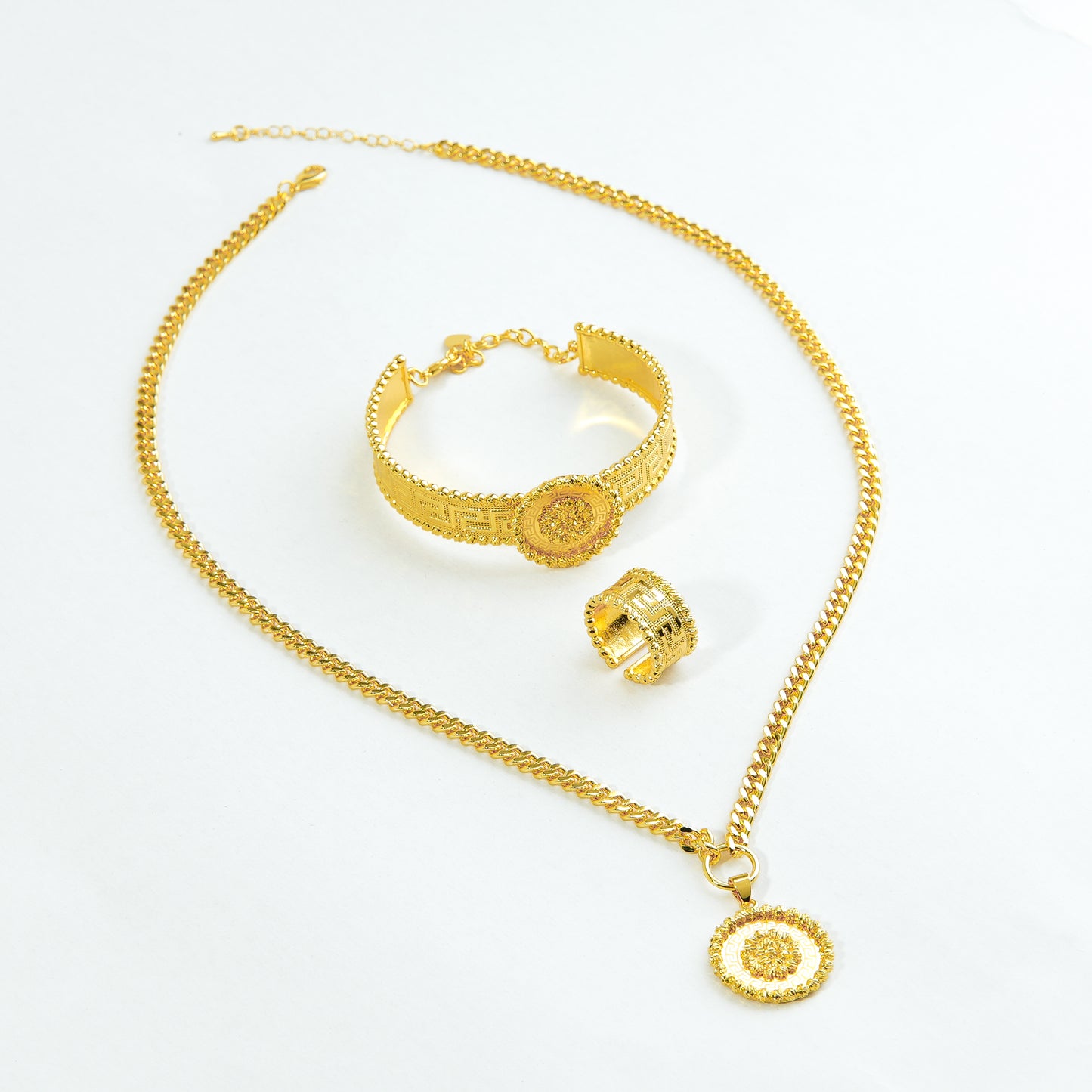 👑 طقم مجوهرات فيرساتشي (Versace) 3 قطع 🔱