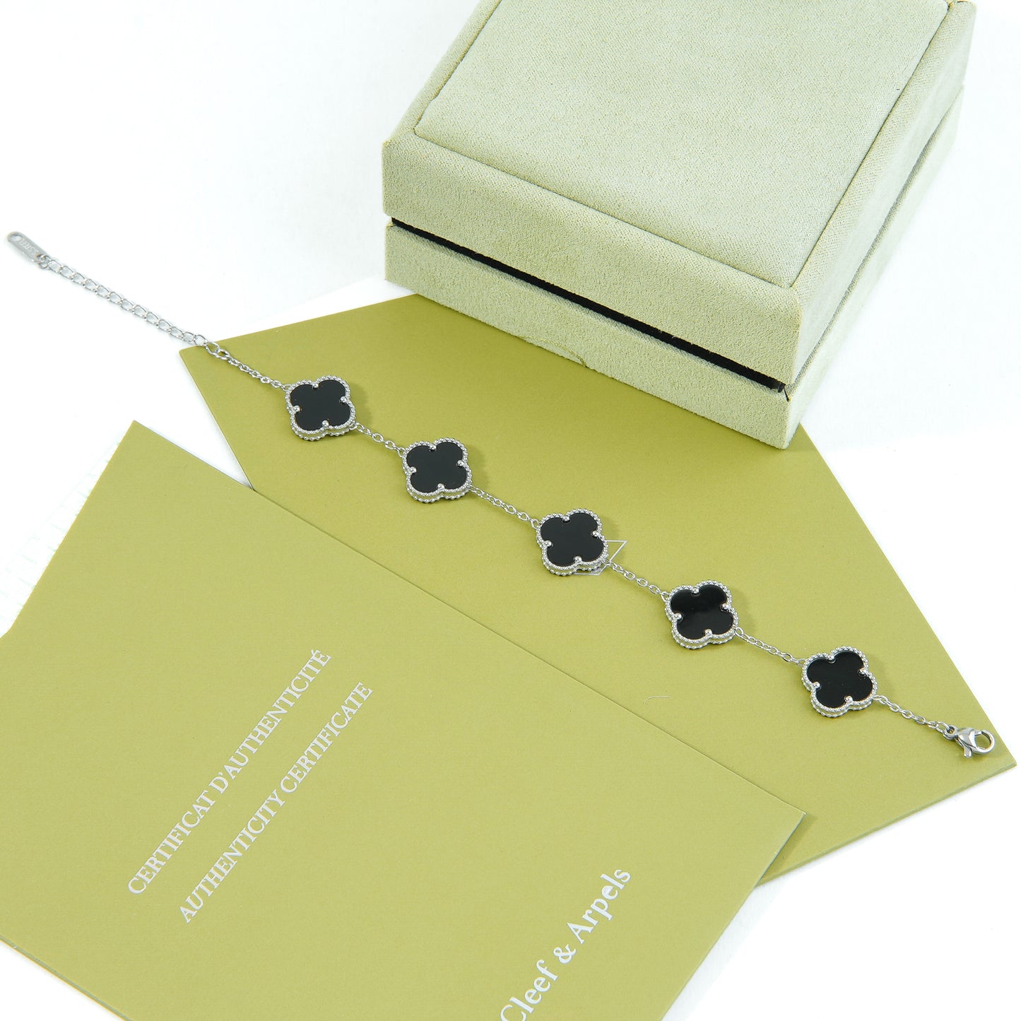 ✨ أسوارة فان كليف أسود وفضي ستيل ✨