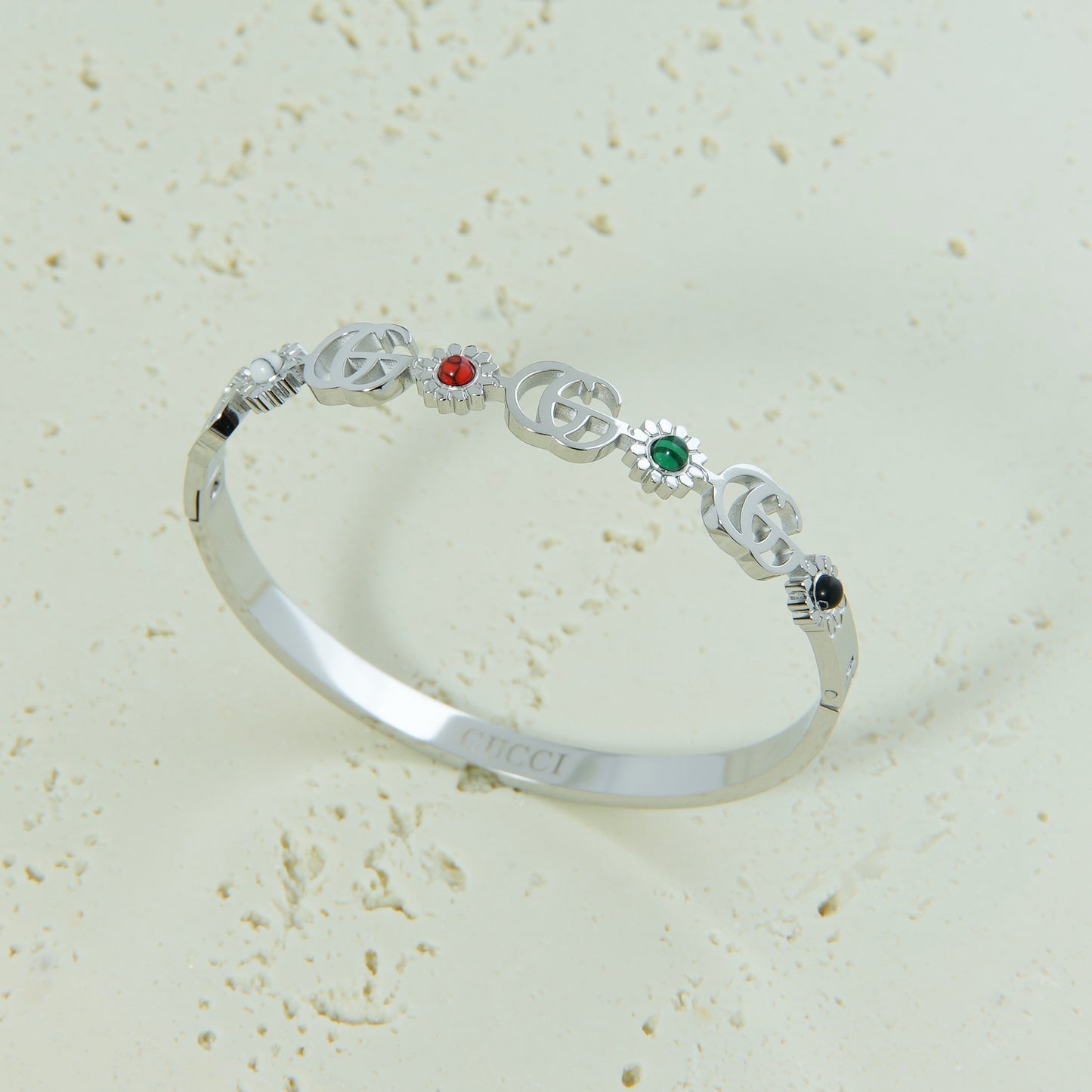 أسوارة Gucci – فضي ✨💎