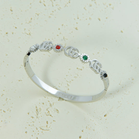 أسوارة Gucci – فضي ✨💎