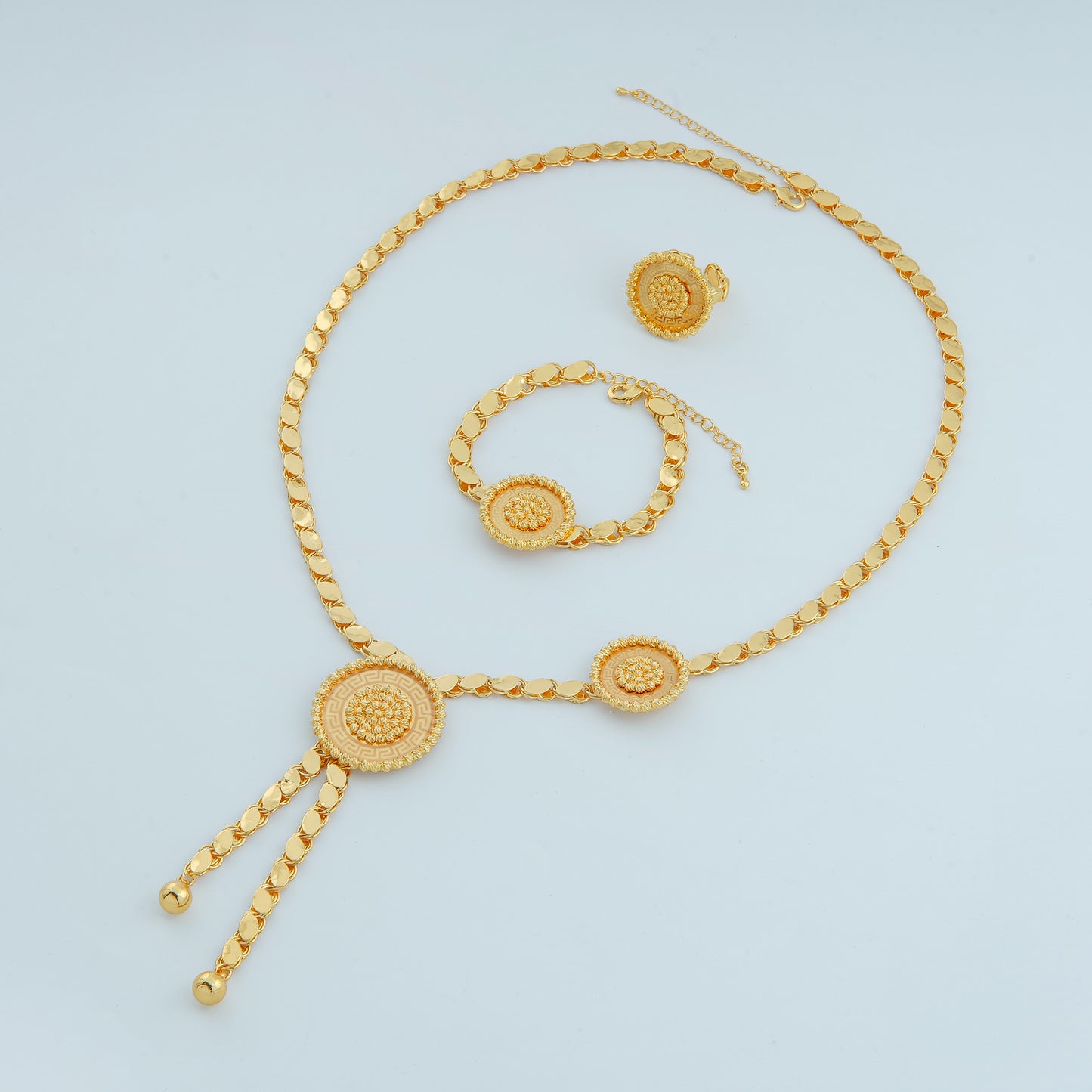 ☀️ الثنائي المُنير: طقم فرزاتشي فائق الترف بتعليقتين (3 قطع) 🔱