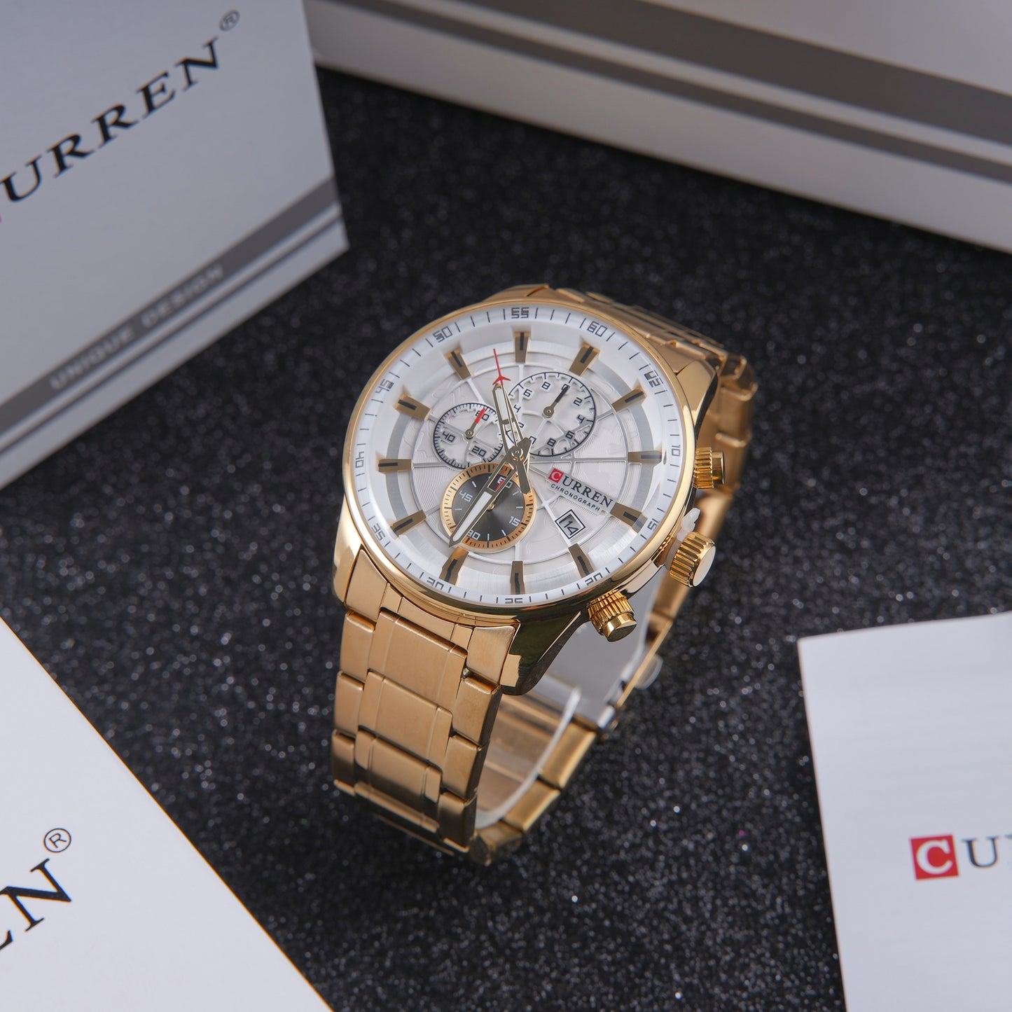 👑 ساعة Curren Gold-White Classic – إشراقة الذهب ونقاء الأبيض 🤍