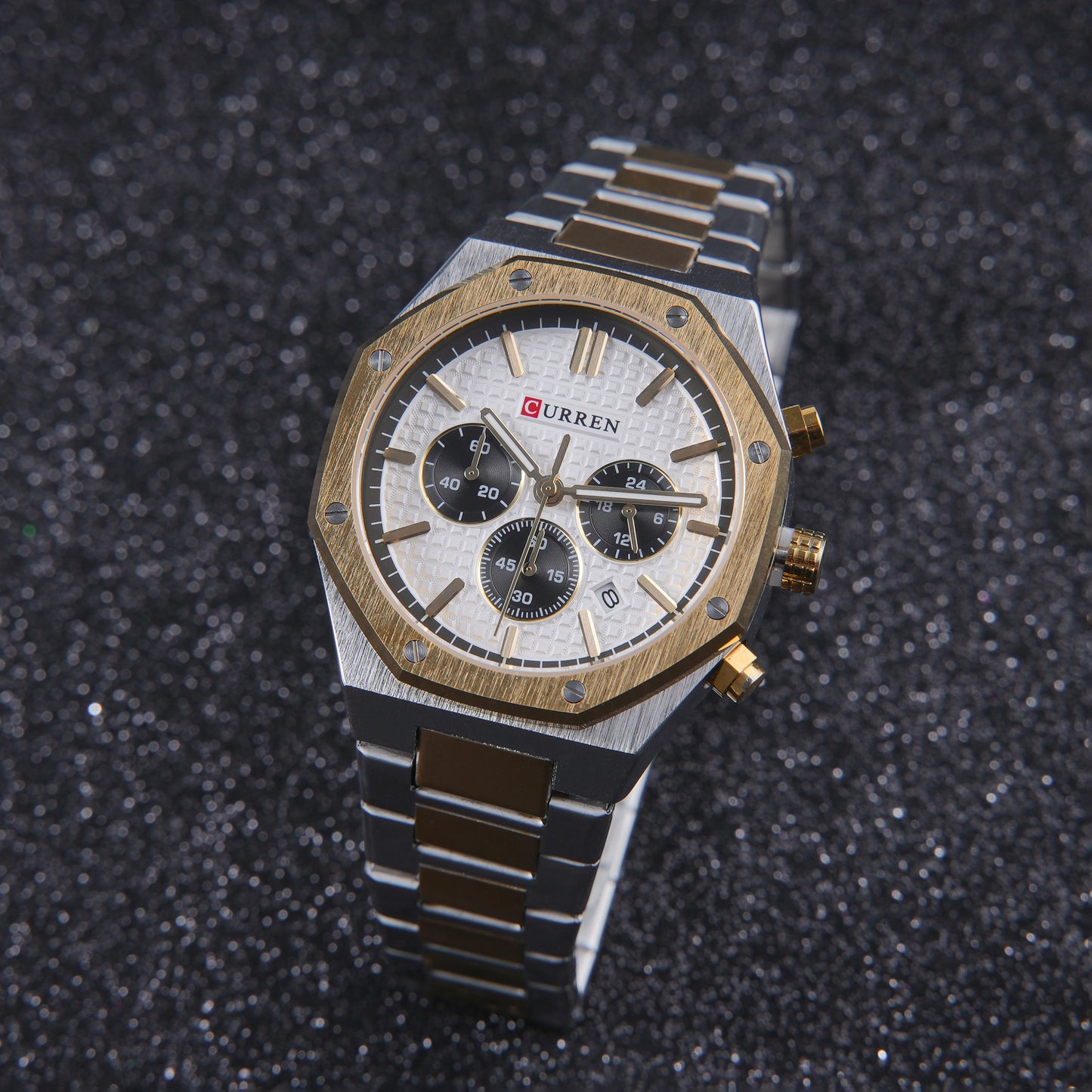 🤍 ساعة Curren Purity Contrast – نقاء الأبيض ولمسة المعدن الأنيقة ✨