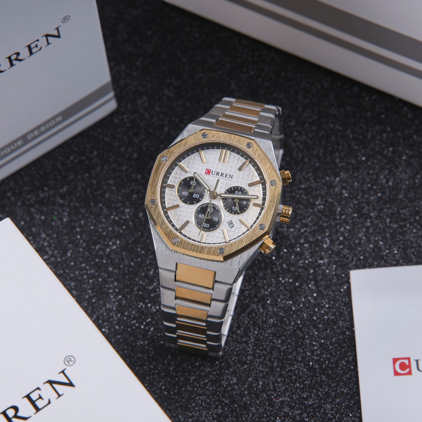 🤍 ساعة Curren Purity Contrast – نقاء الأبيض ولمسة المعدن الأنيقة ✨
