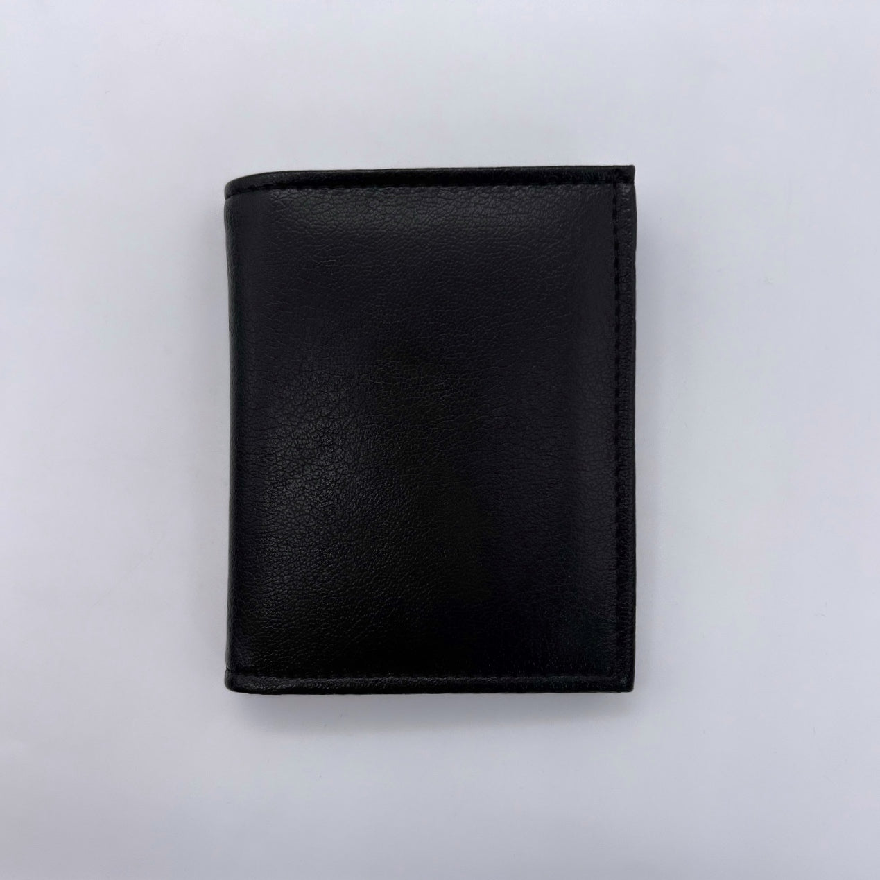 جزدان جلد طبيعي ناعم – لون أسود فاخر 🖤