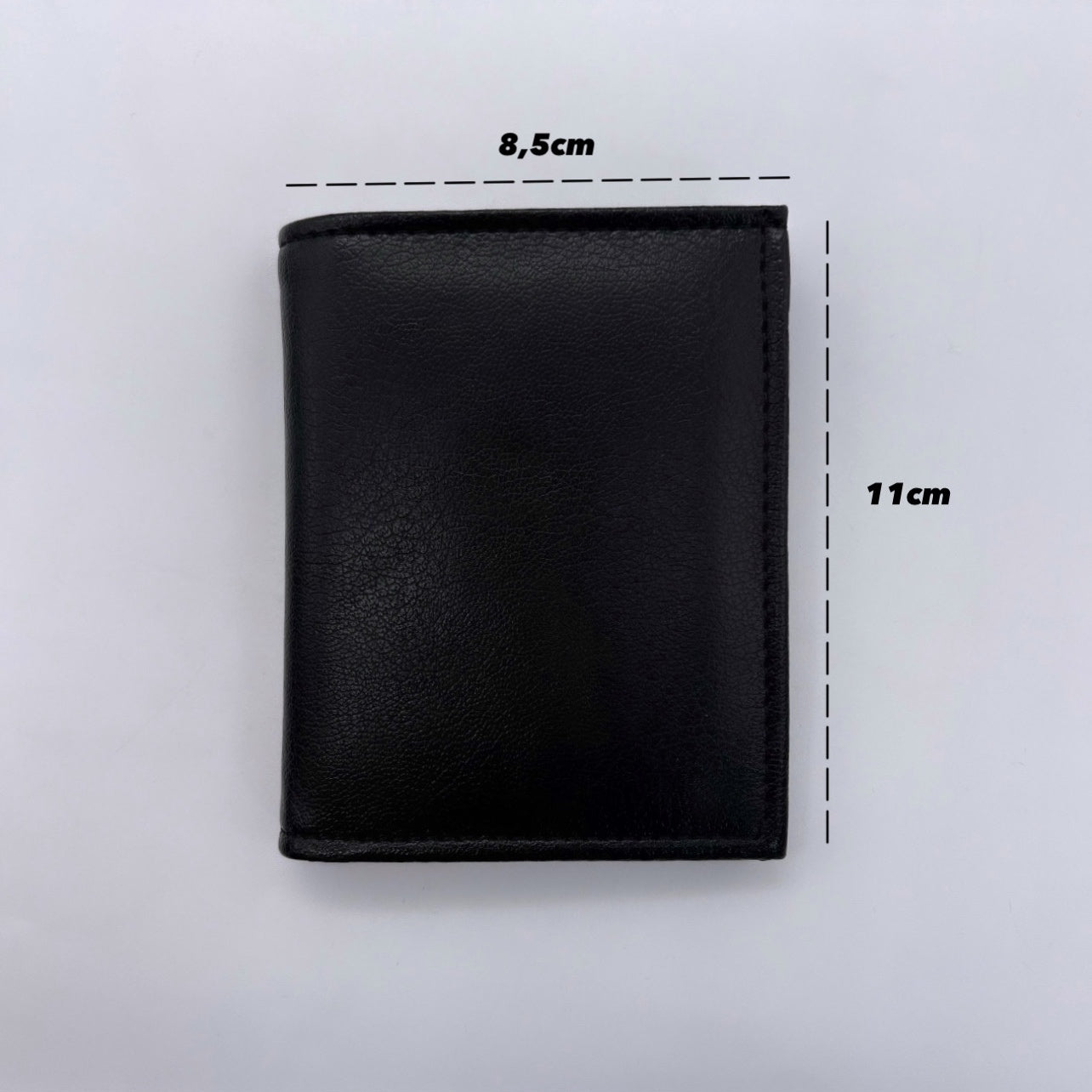 جزدان جلد طبيعي ناعم – لون أسود فاخر 🖤