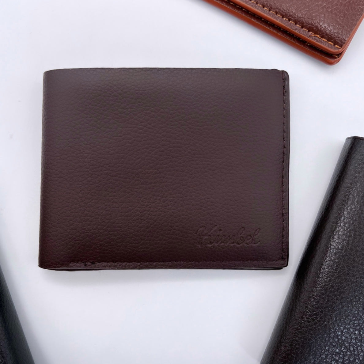 جزدان جلد طبيعي بلون بني 🤎