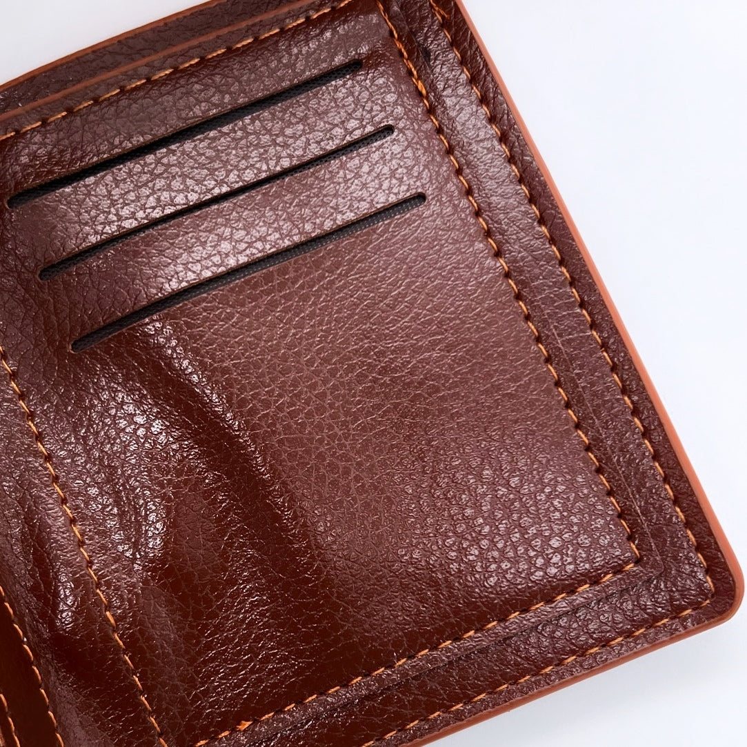 جزدان جلد طبيعي بلون عسلي – تصميم Pv.B الأنيق 🧡