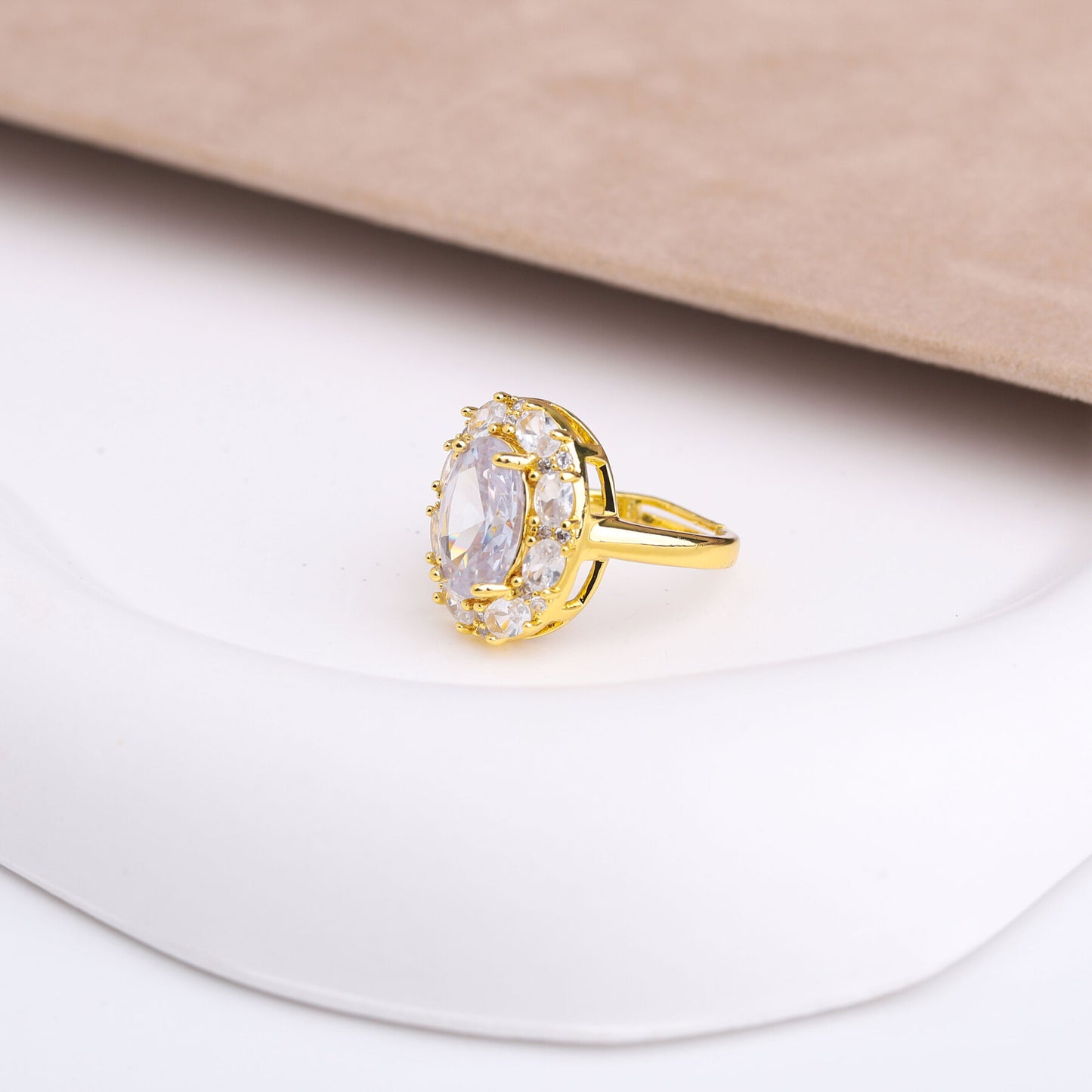 ✨ طقم لازوردي – 3 قطع ذهبي ✨