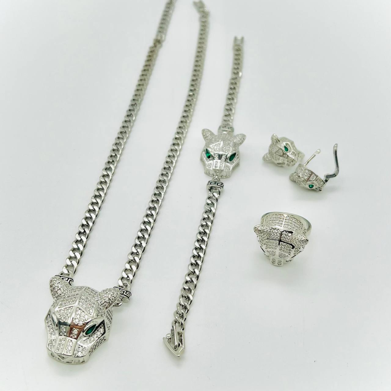 ✨ طقم كارتير نمر ✨