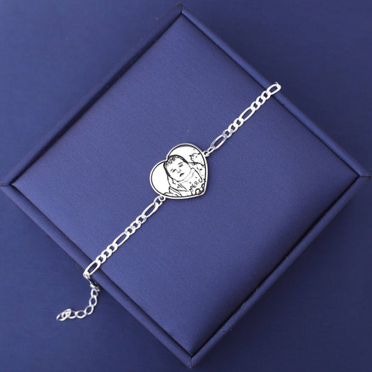 سوار “بورتريه محفور” – تصميم خاص بصورة من تحب 💖