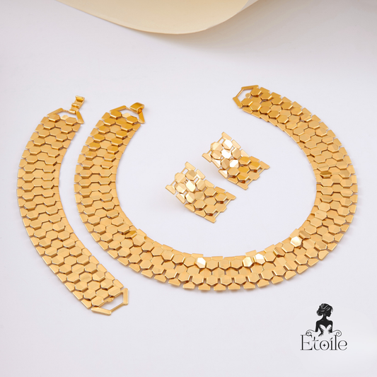 👑 طقم مجوهرات فرزاتشي 3 قطع: فخامة ميدوسا والبريق الإيطالي 🔱