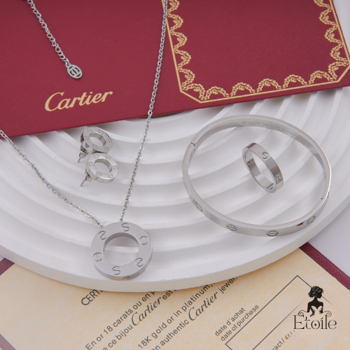 ✨ طقم كارتير Love - 4 حلقات فضي ✨