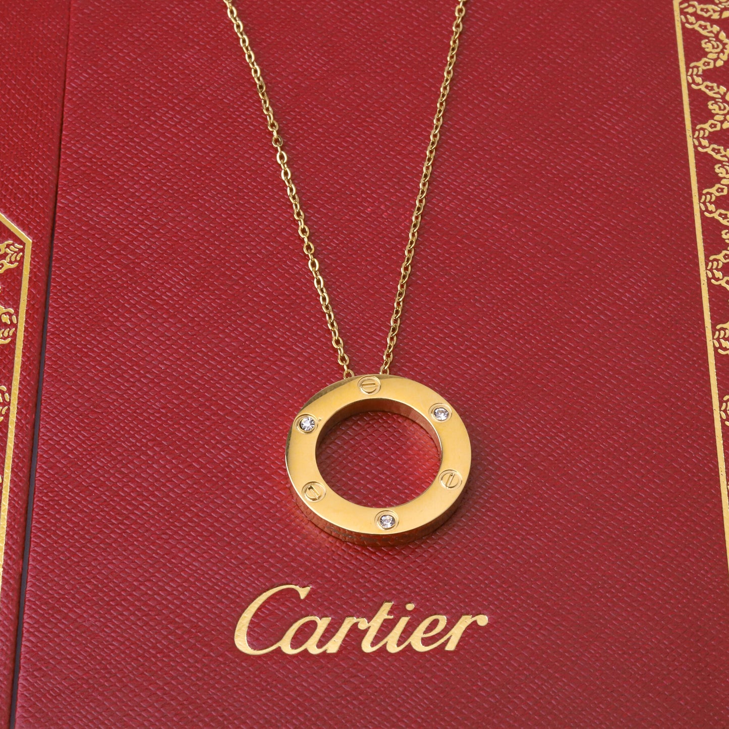 ✨ طقم كارتير Love - 4 قطع ذهبي ✨