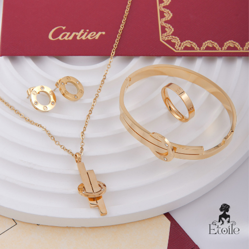 ✨ طقم كارتير Love - 4 قطع مستطيل كوكب ذهبي ✨