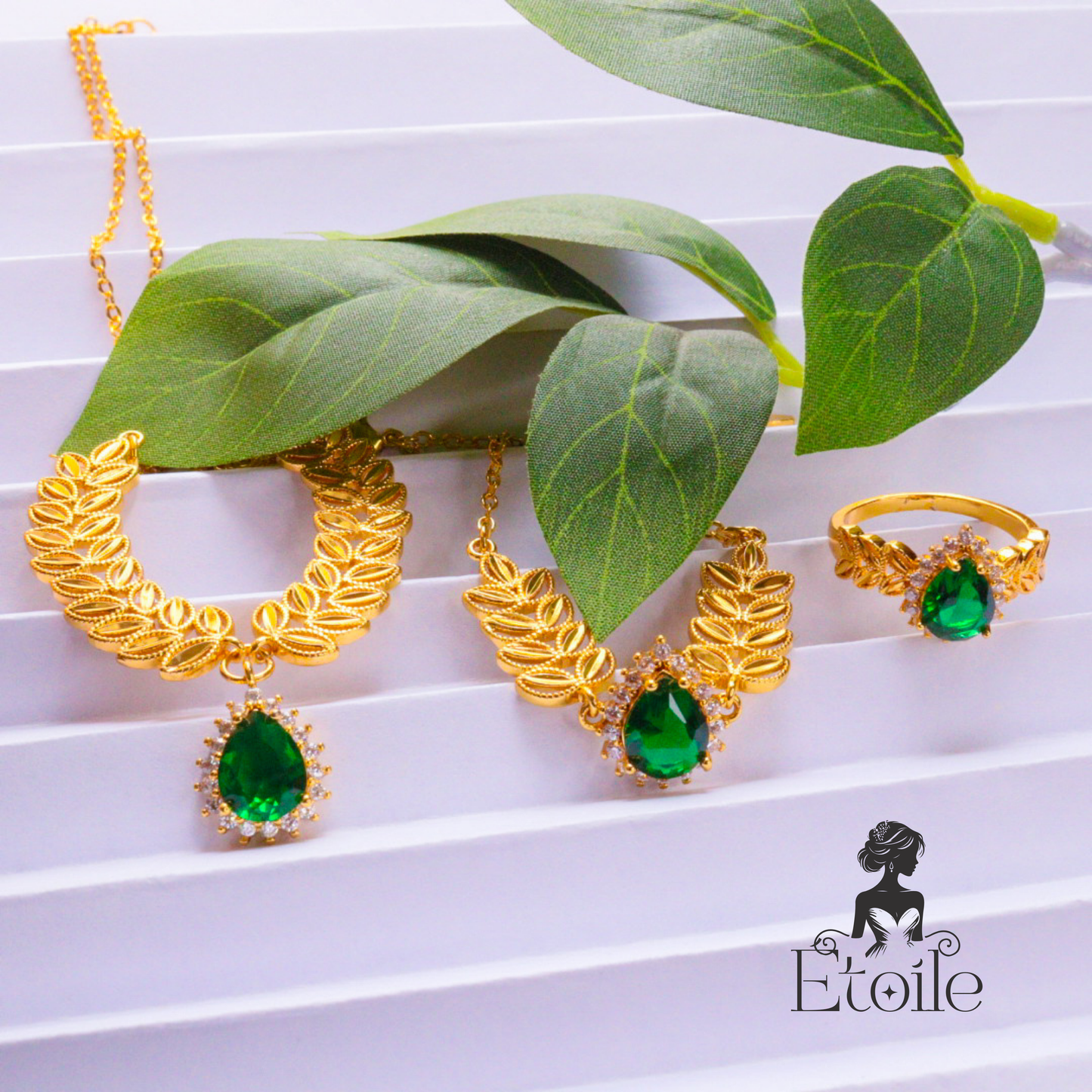 طقم سنبلة زيركون ملون