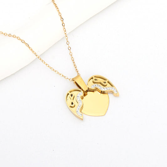 سنسال قلب بأجنحة وإنفنتي أبيض 🤍