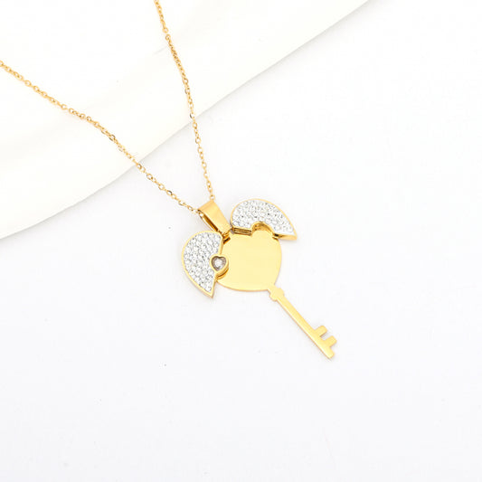 سنسال مفتاح القلب مع زركون أبيض 🔑🤍