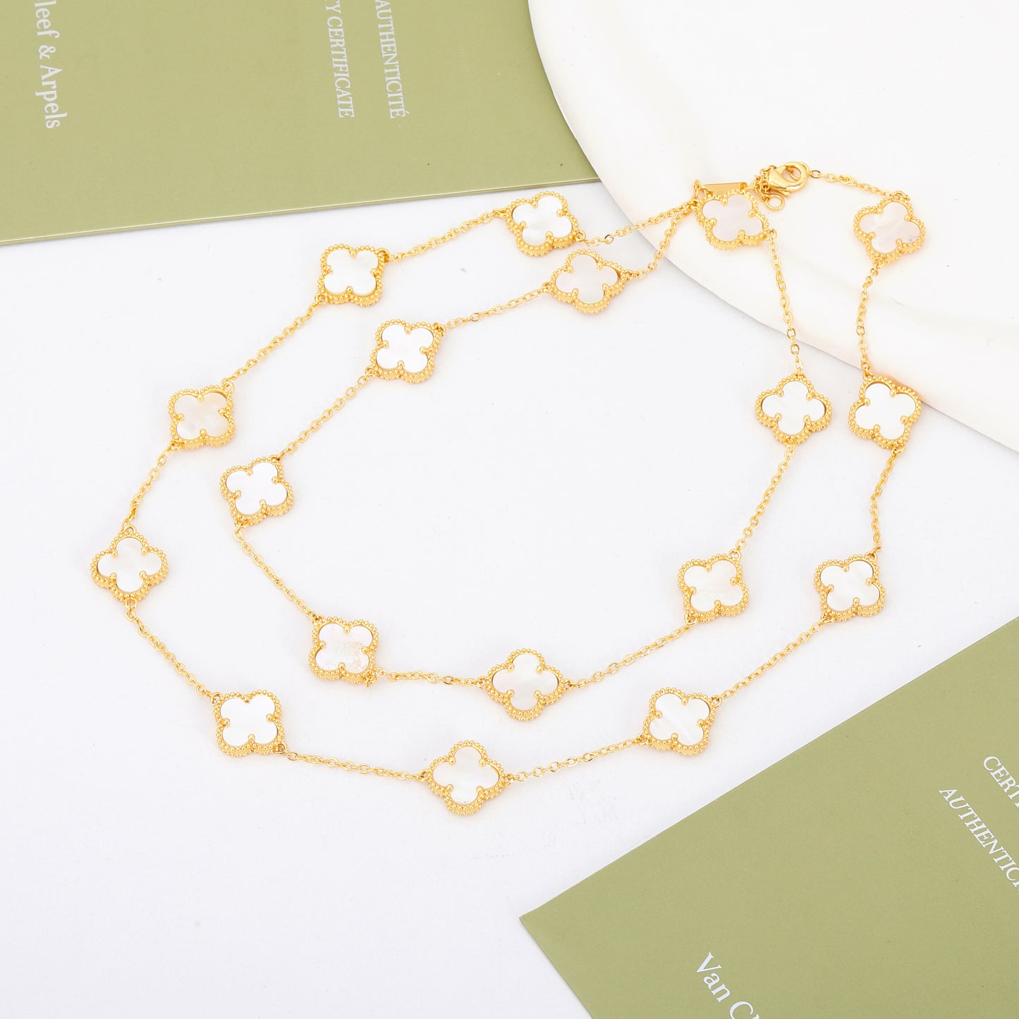 ✨ سنسال فان كليف أبيض وذهبي - 1 م 20 وردة ✨