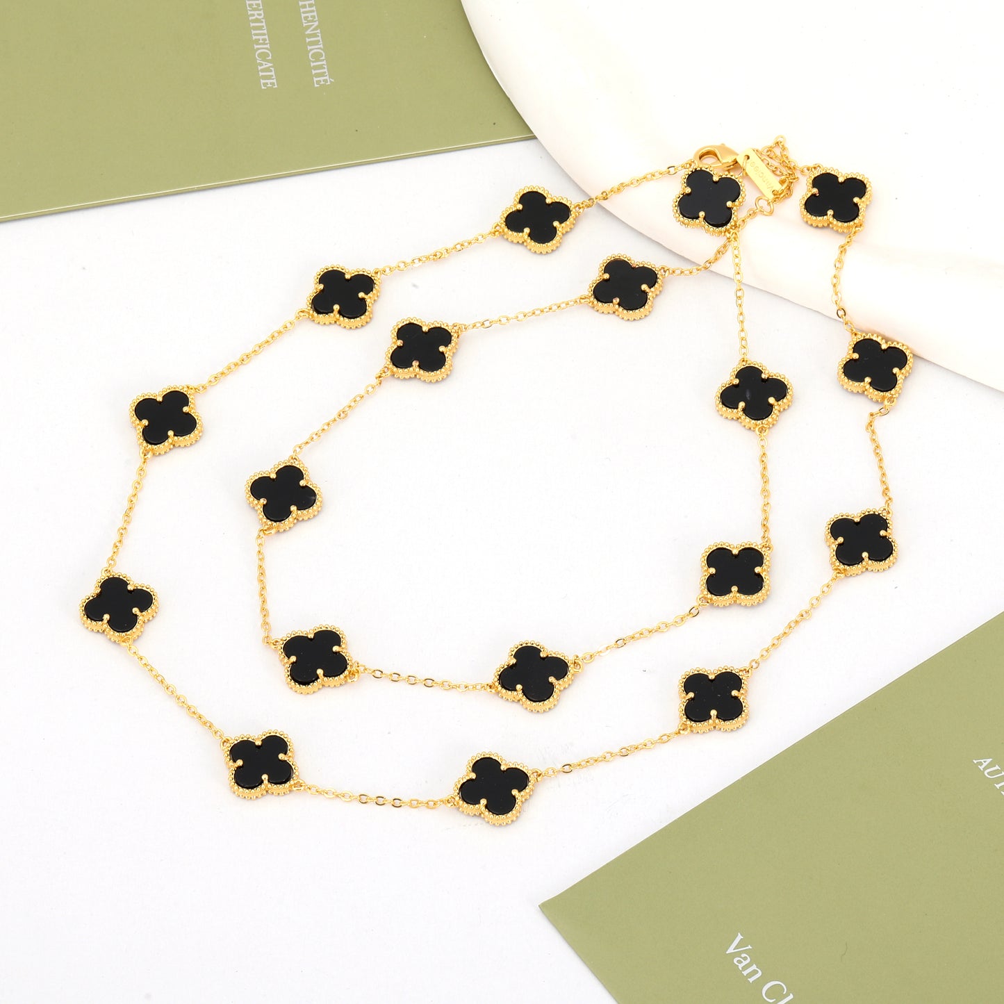 ✨ سنسال فان كليف أسود وذهبي - 1 م 20 وردة ✨