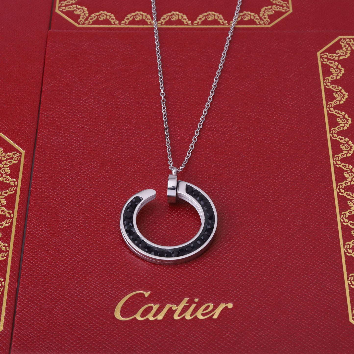 ✨ طقم كارتير مسمار - فضي وزركون أسود ✨