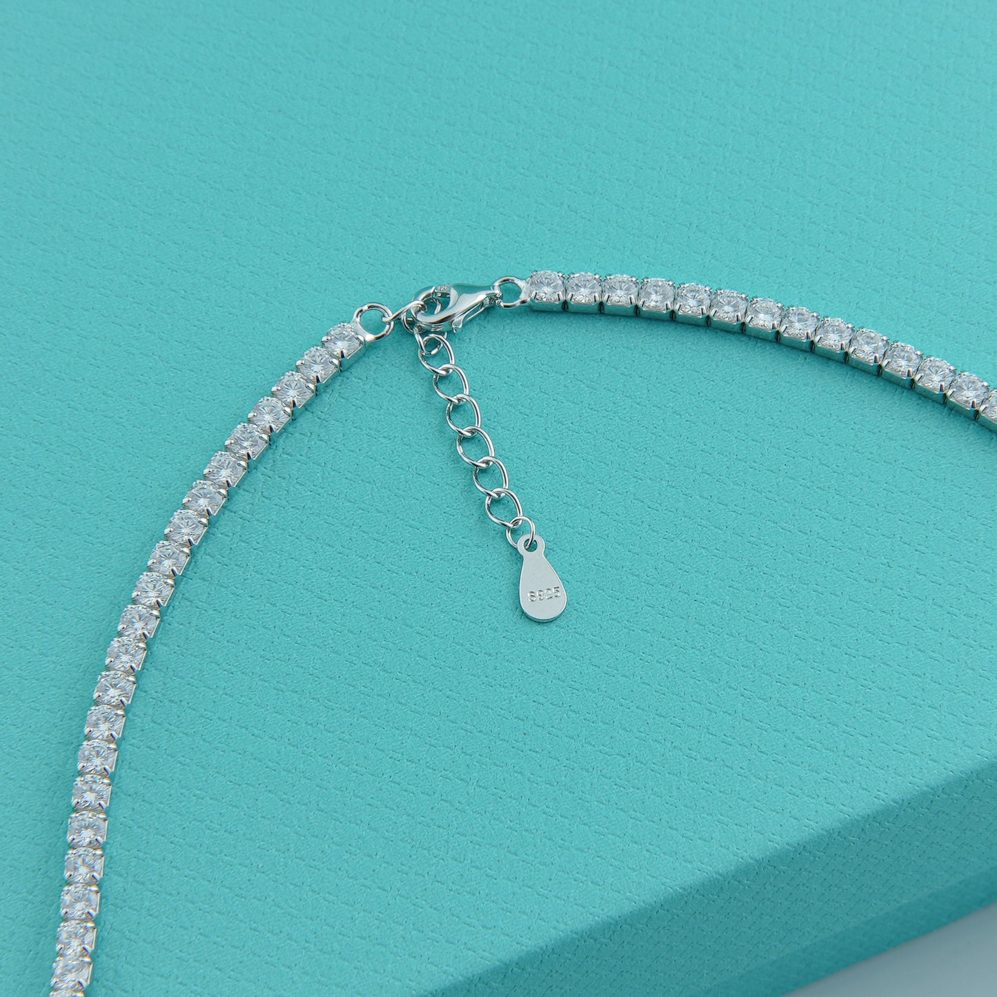 ✨ سنسال تنس فضة – نمرة 3 ✨