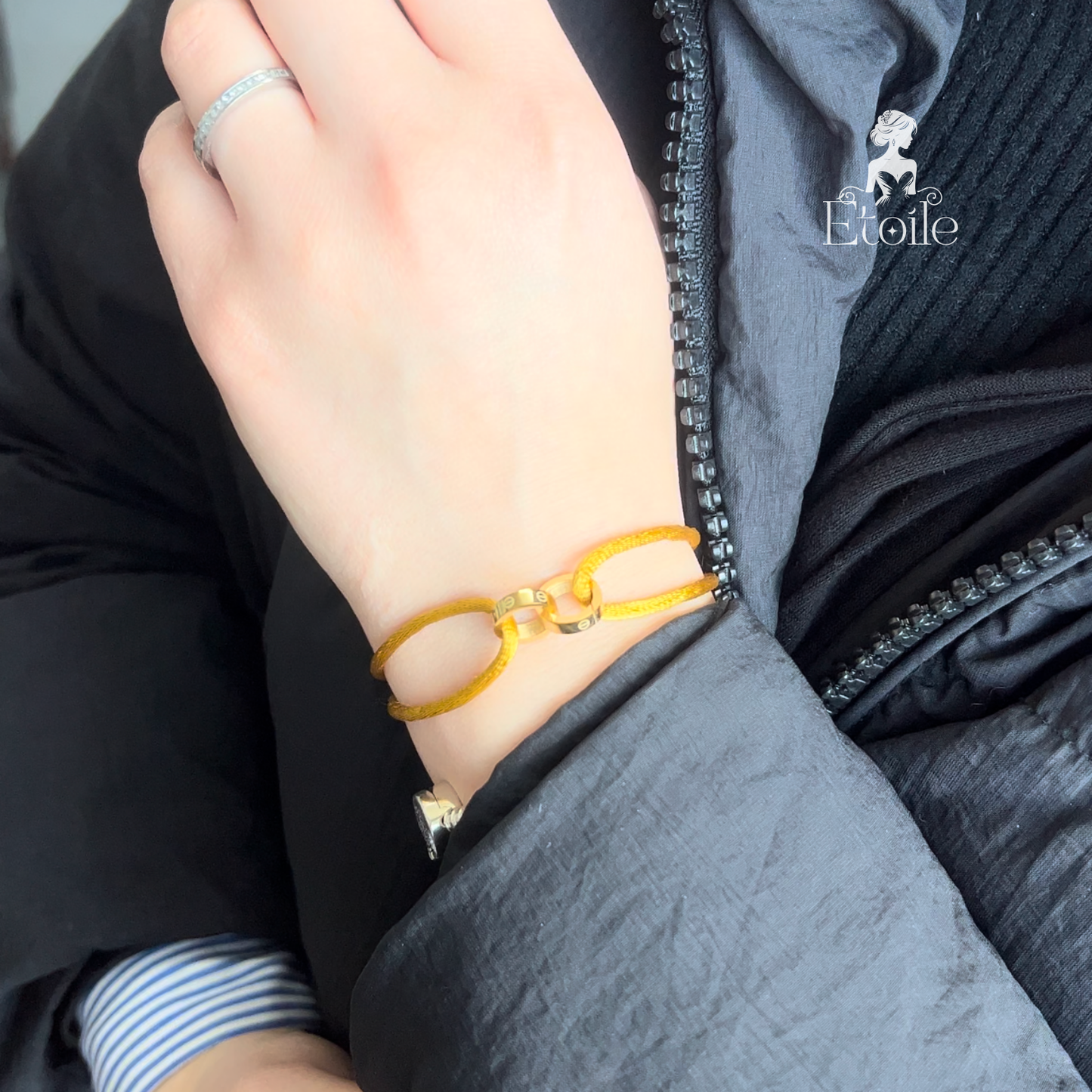 اسوارة كارتير Love خيط مزوج