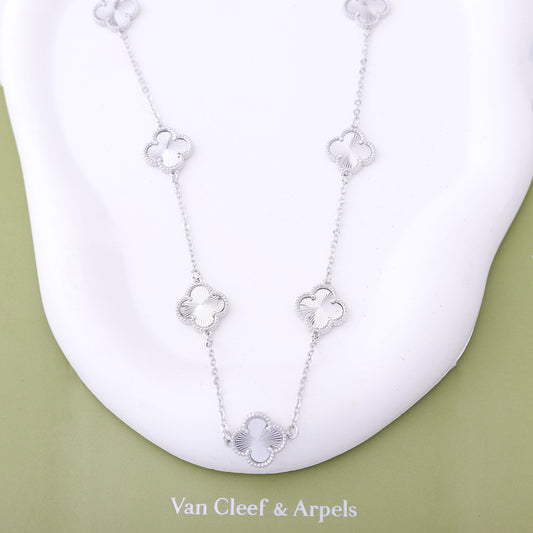 ✨ سنسال فان كليف طويل فضي - اكسرا ✨