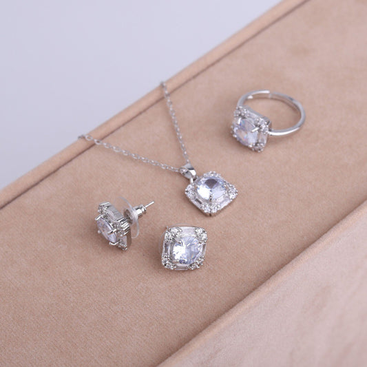 ✨ طقم لازوردي – مربع 3 قطع فضي فل زركون ✨