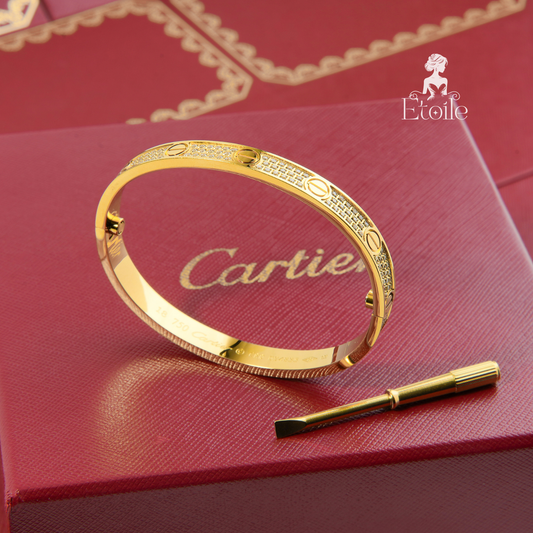 ✨ أسوارة كارتير Love - مفك وزركون ذهبي ✨