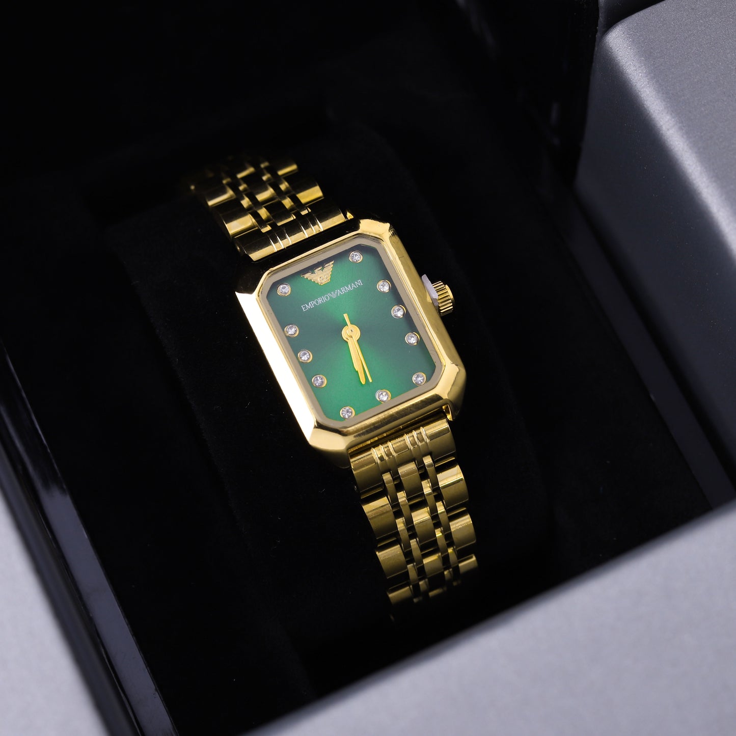 ✨ ساعة أرمني – ذهبي بمينا أخضر فاخر ✨