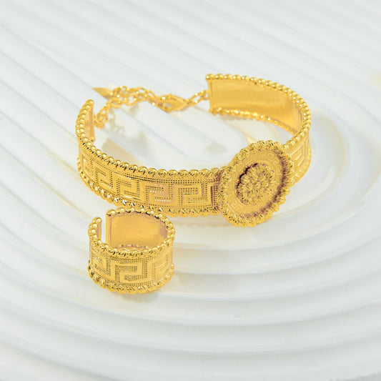 🔱 تتويج الأيدي بلمسة فرزاتشي: الإسوارة وخاتم الختم 👑