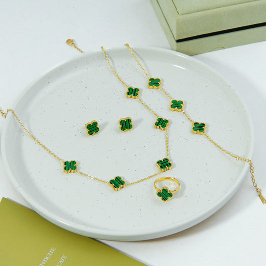 ✨ طقم فان كليف أخضر - 4 قطع ✨