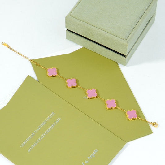 ✨ اسوارة فان كليف زهري ستيل – نعومة الربيع على معصمك ✨