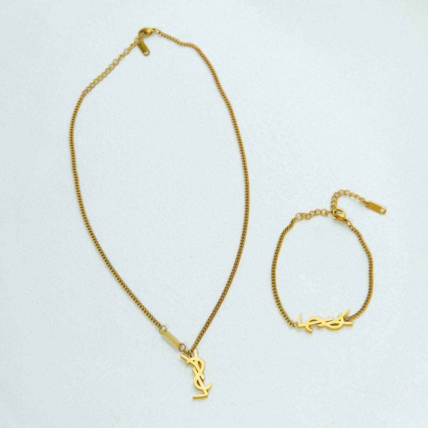 طقم Saint Laurent – قطعتين ✨💎