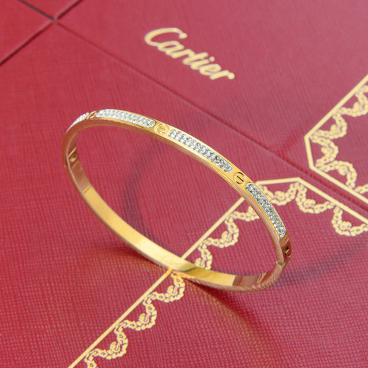 اسوارة كارتير love نصف زركون رفيع