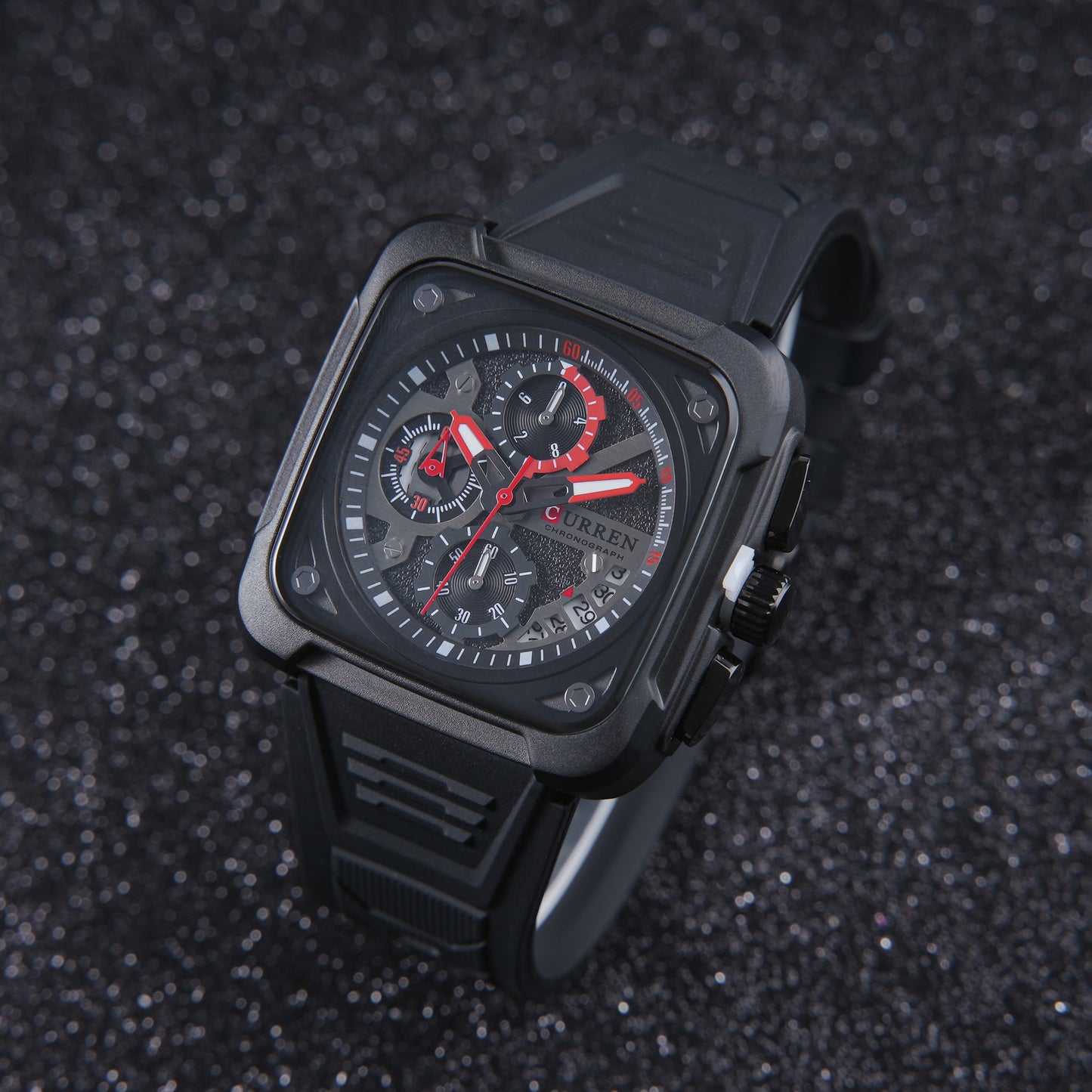 🖤 ساعة Curren الرياضية – جاذبية اللون الأسود وقوة الأداء 🖤