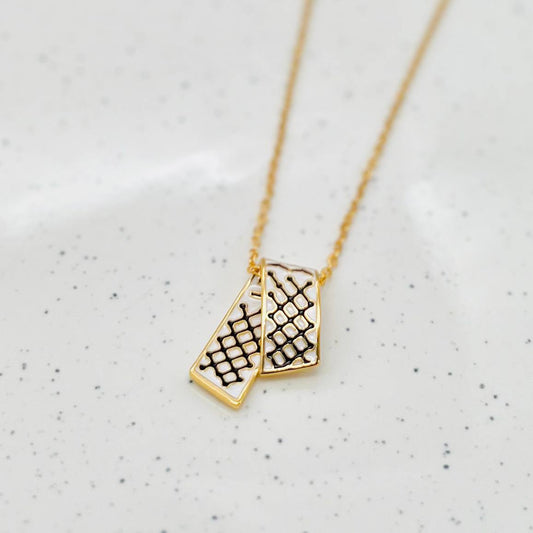 ✨ سنسال الكوفية – أسود 🇵🇸 ✨