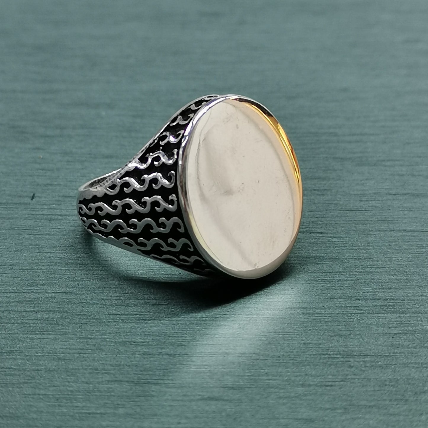 خاتم فضة لف وجهين – تصميم مميز قابل للتدوير 💍