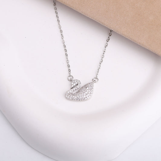 طقم Swarovski – زركون فضي ✨💎